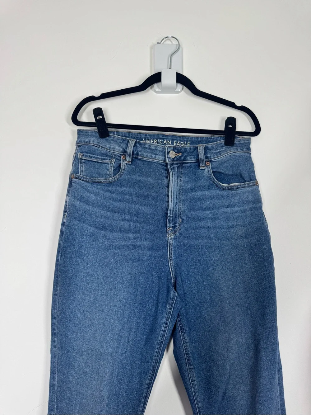 American Eagle Jeans 12Short High Rise Mom Stretch